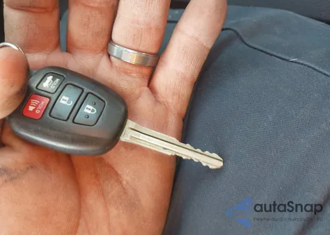 2017 Toyota Corolla Le from USA, damaged, VIN 2T1BURHE7HC827593